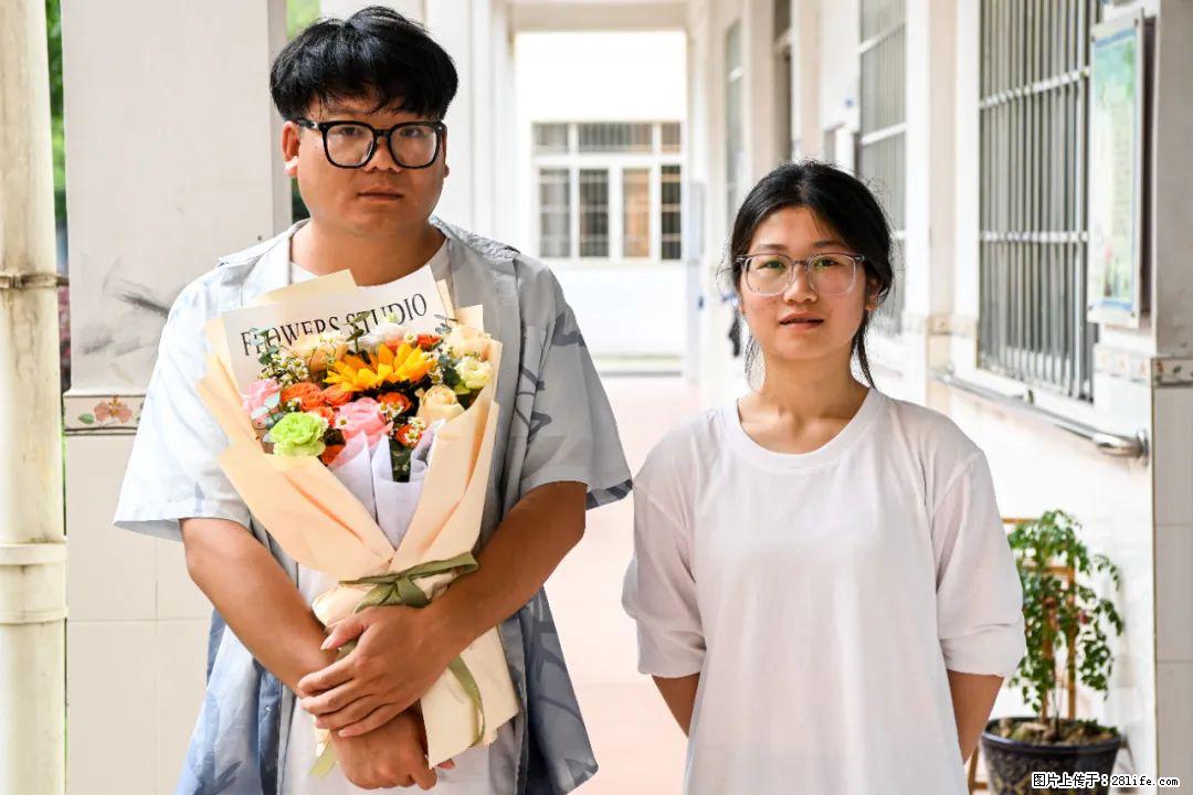 全网追的“扁担女孩”，找了一份暑假工，时薪12元 - 宜昌生活资讯 - 宜昌28生活网 yc.28life.net